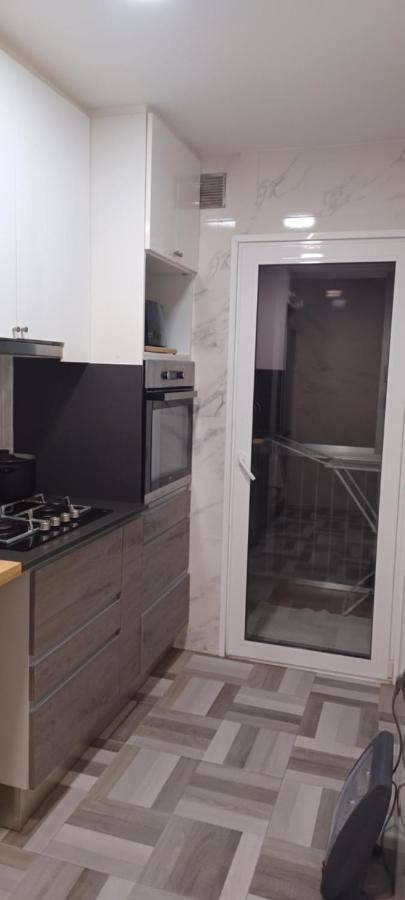 Apartamento Entero De Tres Habitaciones, Cerca De La Playa! Acogedor, Luminoso Y Tranquilo Malgrat de Mar Exterior foto